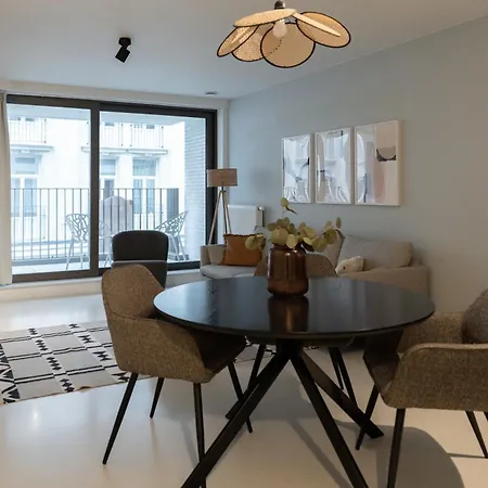 公寓 Modern With Terrace In Heart Of *