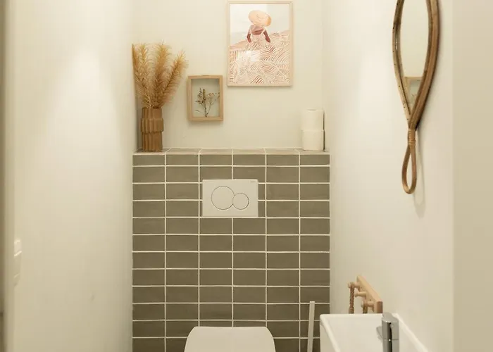 Apartment Modern With Terrace In Heart Of